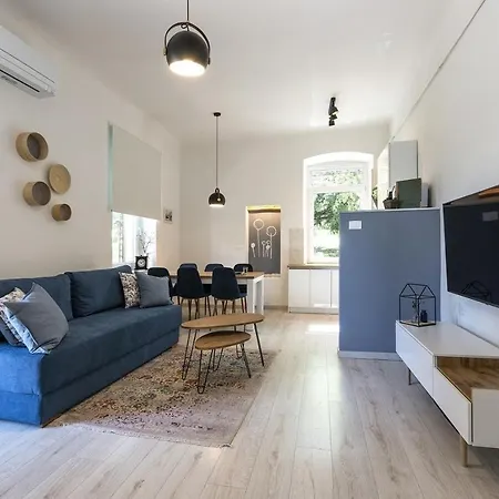 Apartman With Wifi - 26931 Pula